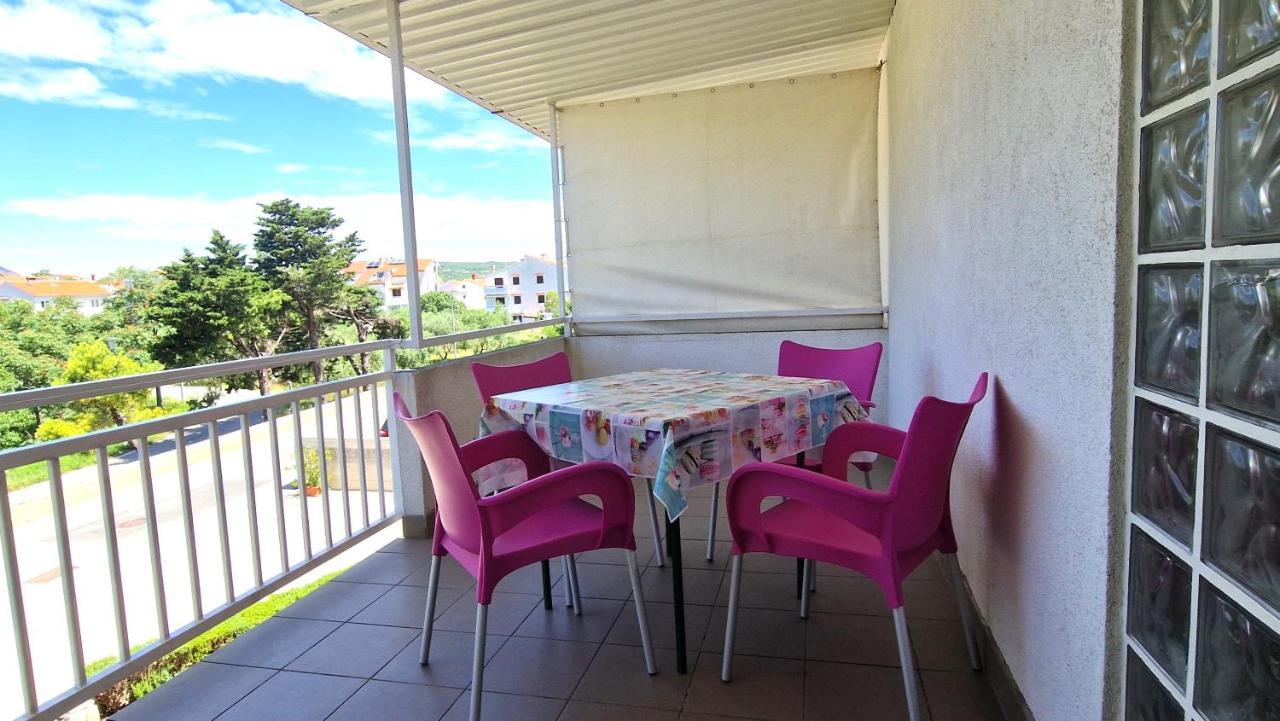 Apartment Hrzina Đảo Krk Ngoại thất bức ảnh